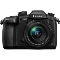 Panasonic GH5 Front