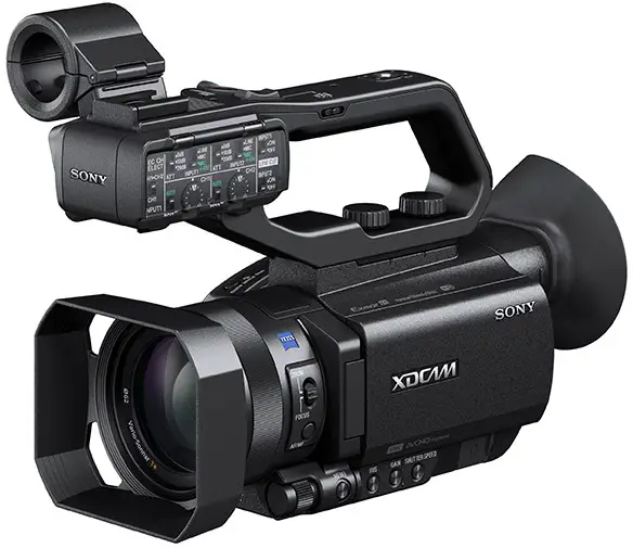 The 4k Ready Sony Pxw X70 Gets A Review And Sharpness Test And Iso Gain Test Vs Panasonic Gh4 4k Shooters