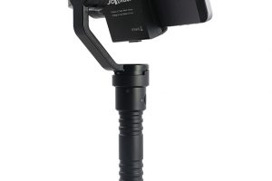 A Quick Look at Beholder HSP the 3-Axis Pistol Grip Gimbal Stabilizer For Your Smartphone