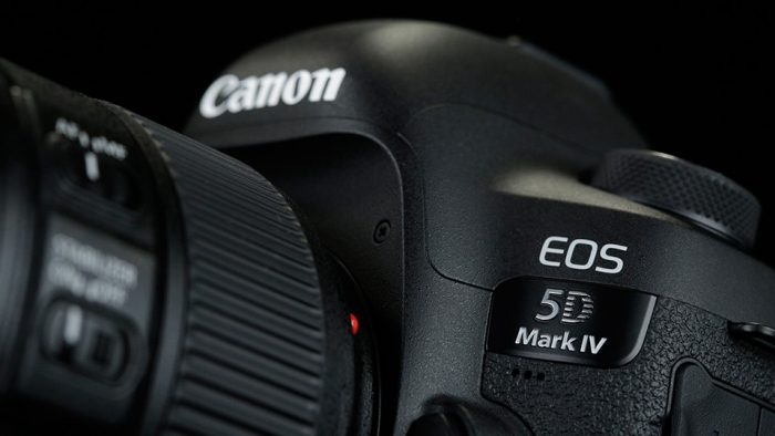 canon-5d-mark-iv side