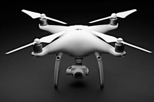 DJI Unveils Phantom 4 Advanced Drone Capable of Shooting 4K Video at 60fps