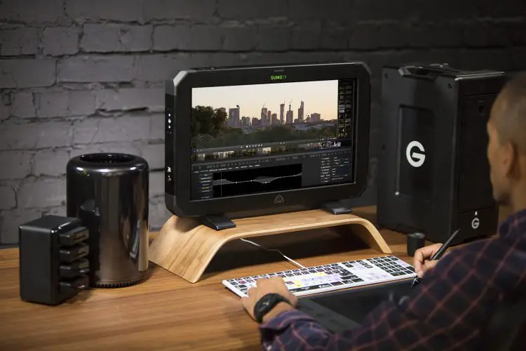 Atomos Sumo Studio