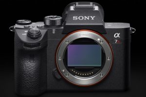 Sony a7R III Launch Event and Hands-On Video