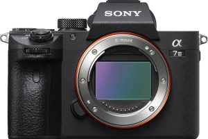 New Sony A7III Officially Announced – Is It a “mini” Sony A9?