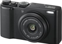 Fujifilm XF10 – New, Premium Compact Camera with APS-C Sensor