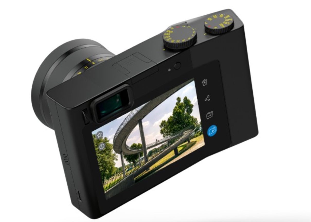 zeiss zx1 photokina back lcd touchscreen share edit shoot