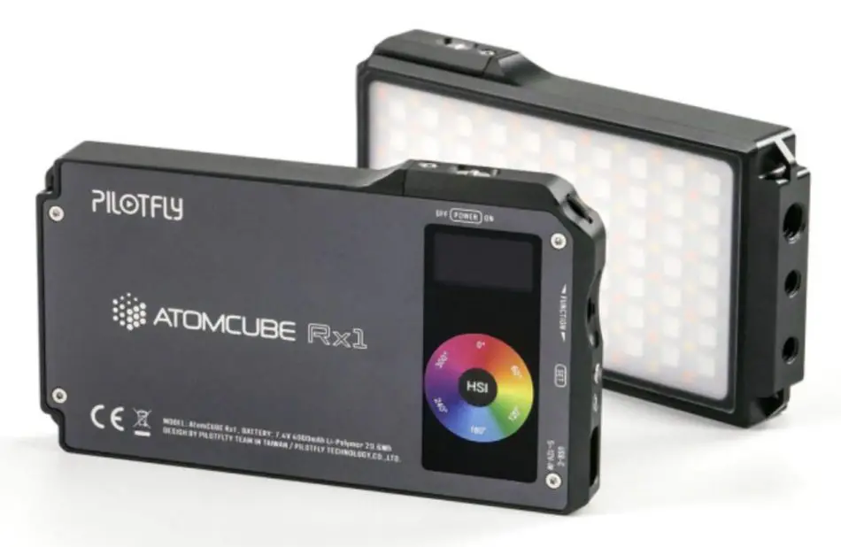 Pilotfly AtomCUBE RX1: RGBW LED Light for Your Pocket! | 4K Shooters