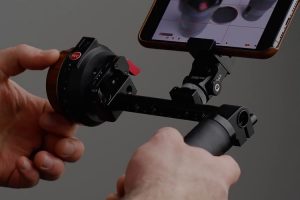 Check Out This Dope Compact Wireless Camera Monitor and Follow Focus Rig