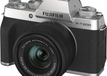 Fujifilm X-T200 Brings 4K Video Up to 30fps and Digital Stabilization for $699