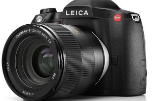 Meet the Leica S3 – a 64MP Medium Format DSLR That Shoots DCI 4K 4:2:2 Video