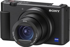 Sony ZV-1 Introduced – a Purpose-Built Compact 4K Camera for Vloggers