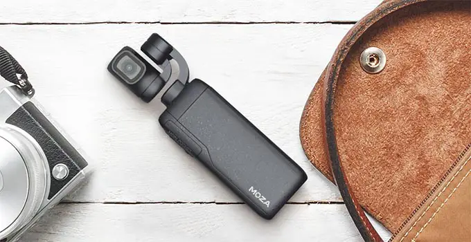 Meet the MOZA Moin – a Pocket-Sized Gimbal with a Camera | 4K Shooters