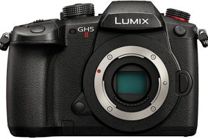 First Leaked Image of the LUMIX GH5 Mark II Emerges