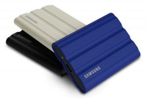 The Samsung T7 Shield SSD Promises Ruggedly Fast, Cool Storage