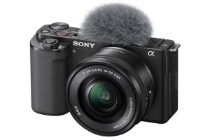 Sony ZV-E10 vs Canon R50 vs Nikon Z30 – Low Light Test