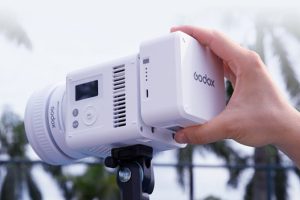 Godox Expands Portable LED Lineup with Two New Bi-Color Zoom Lights